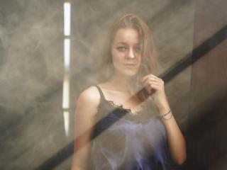 Velmi sexy fotografie sexy profilu modelky BellaHill pro live show s webovou kamerou!